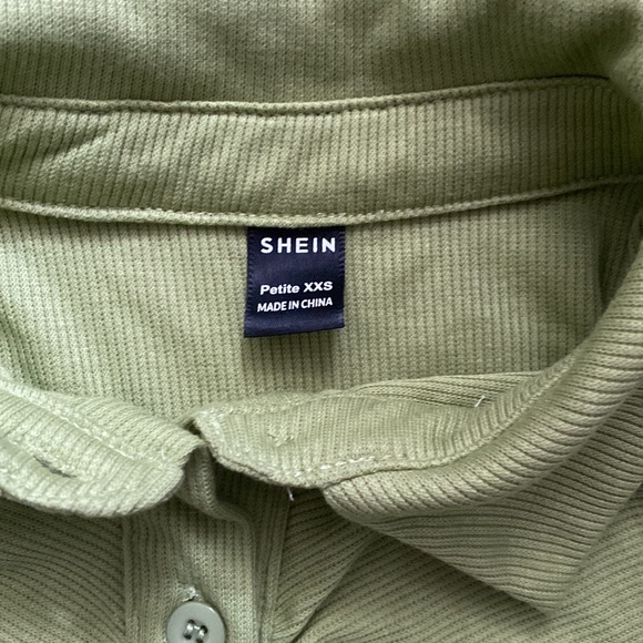 Green ruched PETITE dress - Picture 4 of 6